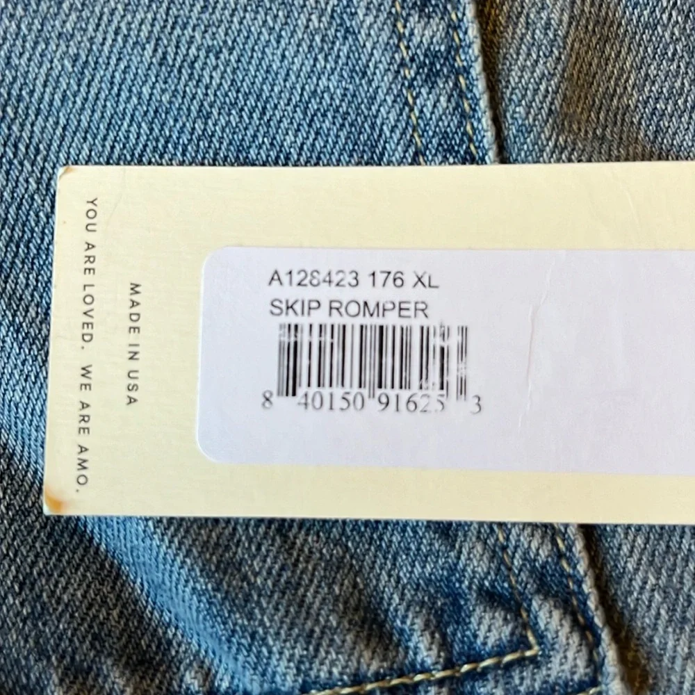 AMO Denim Skip Romper short sleeve light wash XL NWT casual carefree - Picture 13 of 16